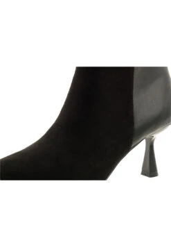 Bullboxer Enkellaarzen Zwart 181500F6T_BLCKTD -BULLBOXER winkel image 1626